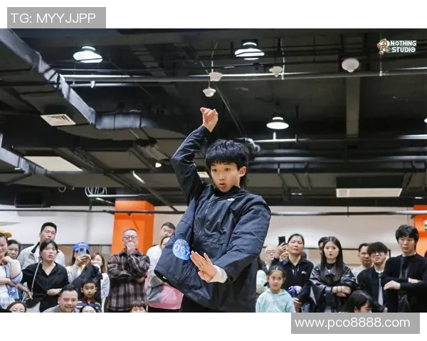 杭州街舞队技术对比深度解析展现不同风格与实力的独特魅力 杭州街舞队技术对比深度解析展现不同风格与实力的独特魅力